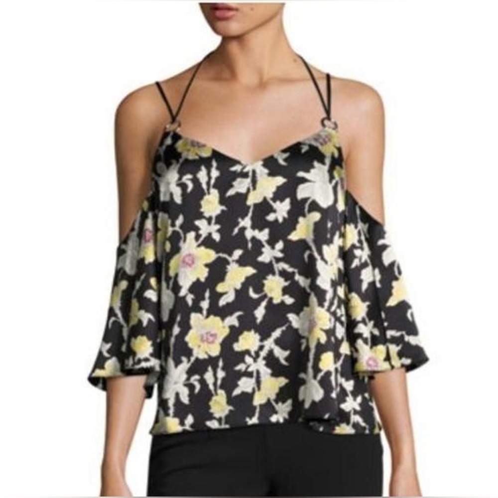 ✨ Cinq à Sept Silk Cold Shoulder Floral Top
Size Small Like New
